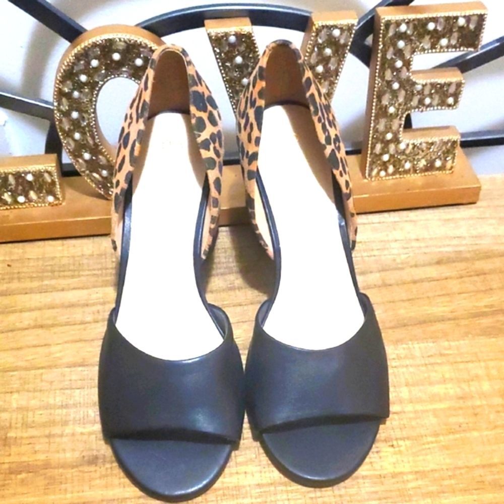 Seychelles Womens Leopard Black Print Peep Toe Slip-On Leather Block Heels sz 10